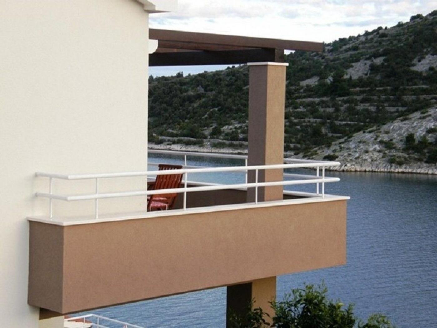 Apartments Ljubi Vinišće 外观 照片