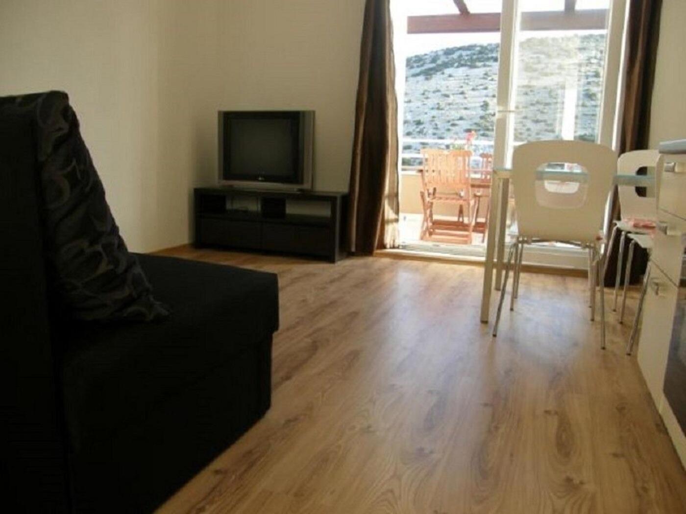Apartments Ljubi Vinišće 外观 照片
